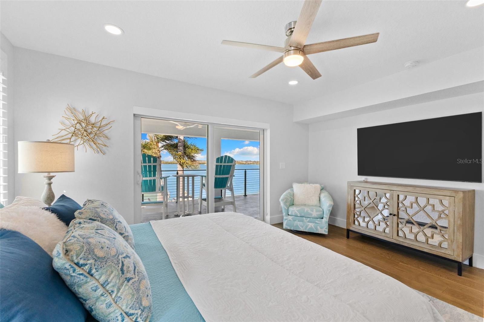 TB8461842 Property Photo