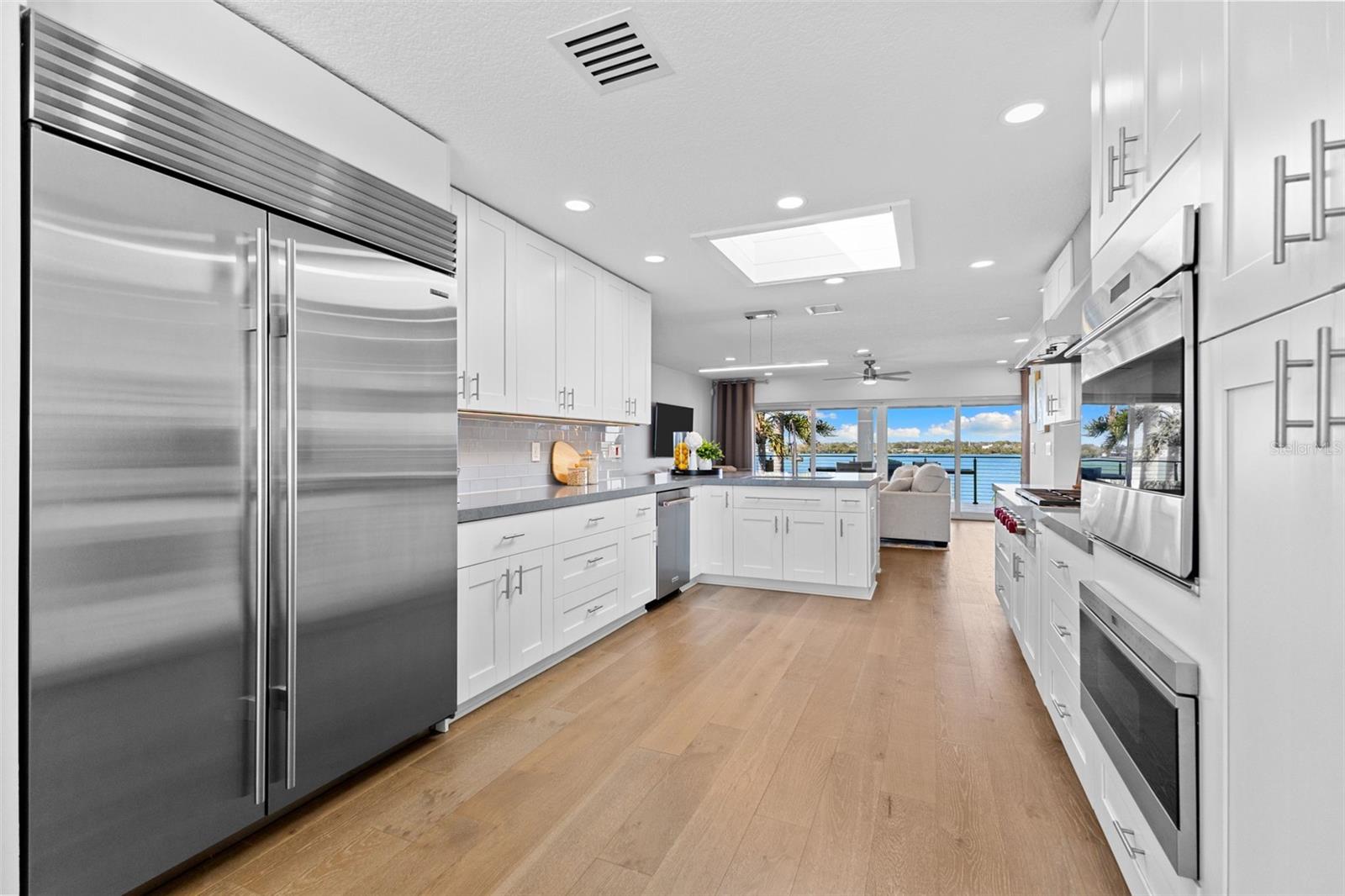 TB8461842 Property Photo