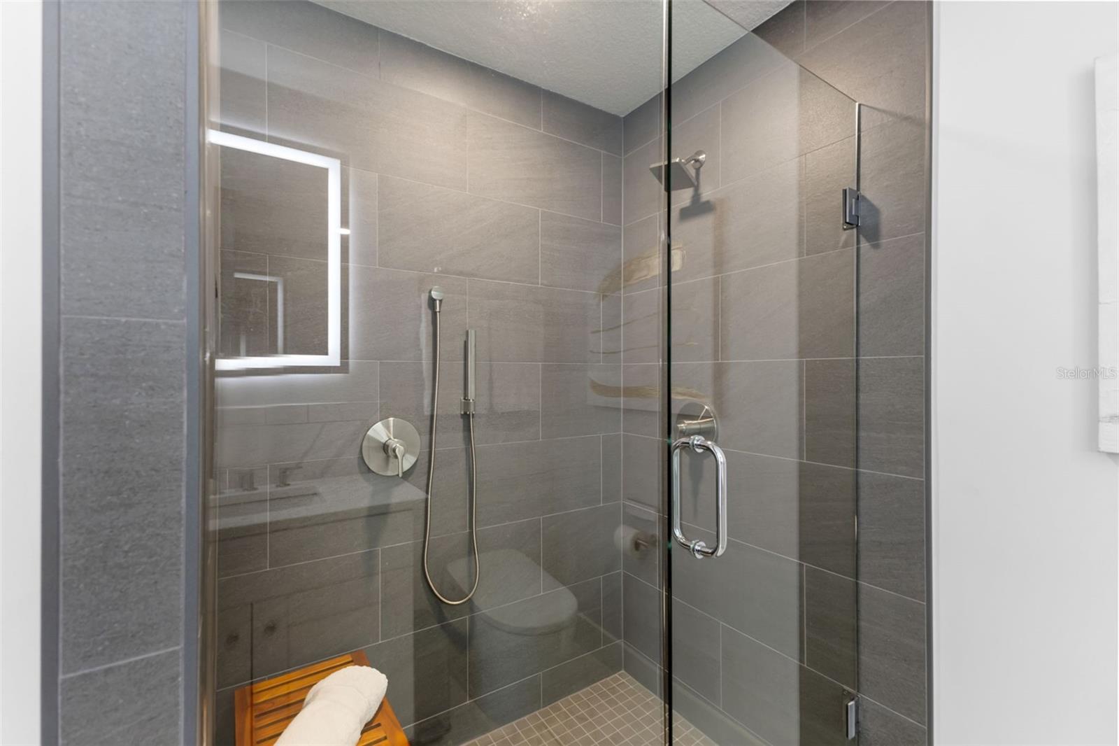 TB8461842 Property Photo