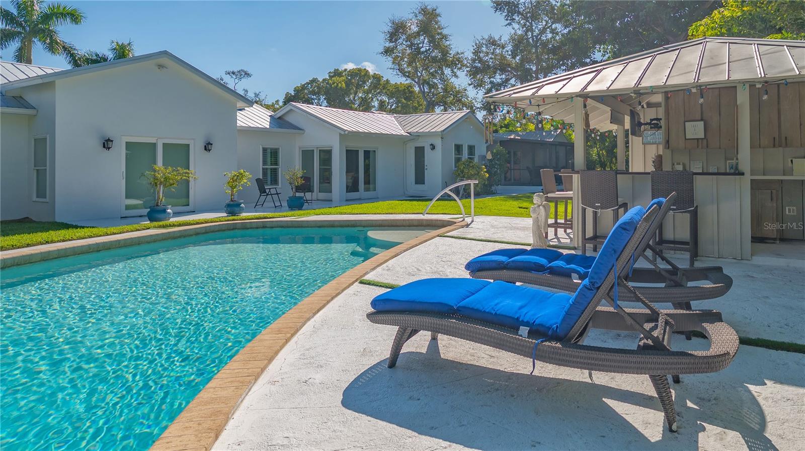 A4677263 Property Photo