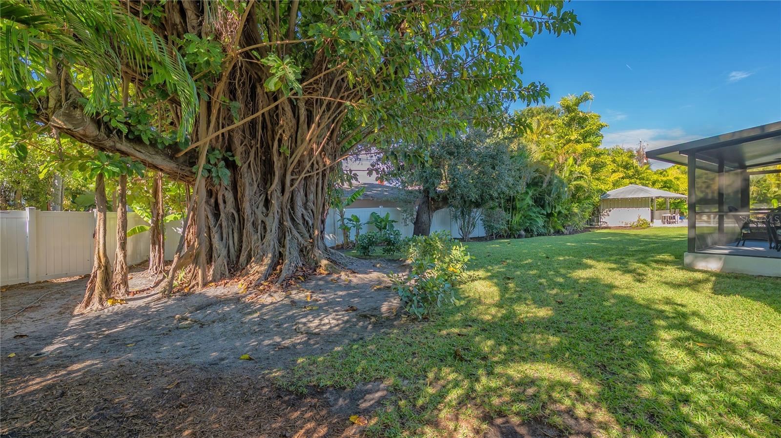 A4677263 Property Photo