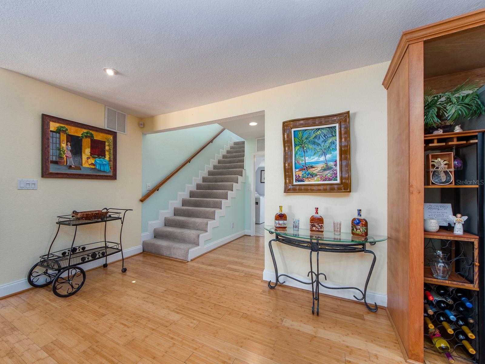 access to upper level