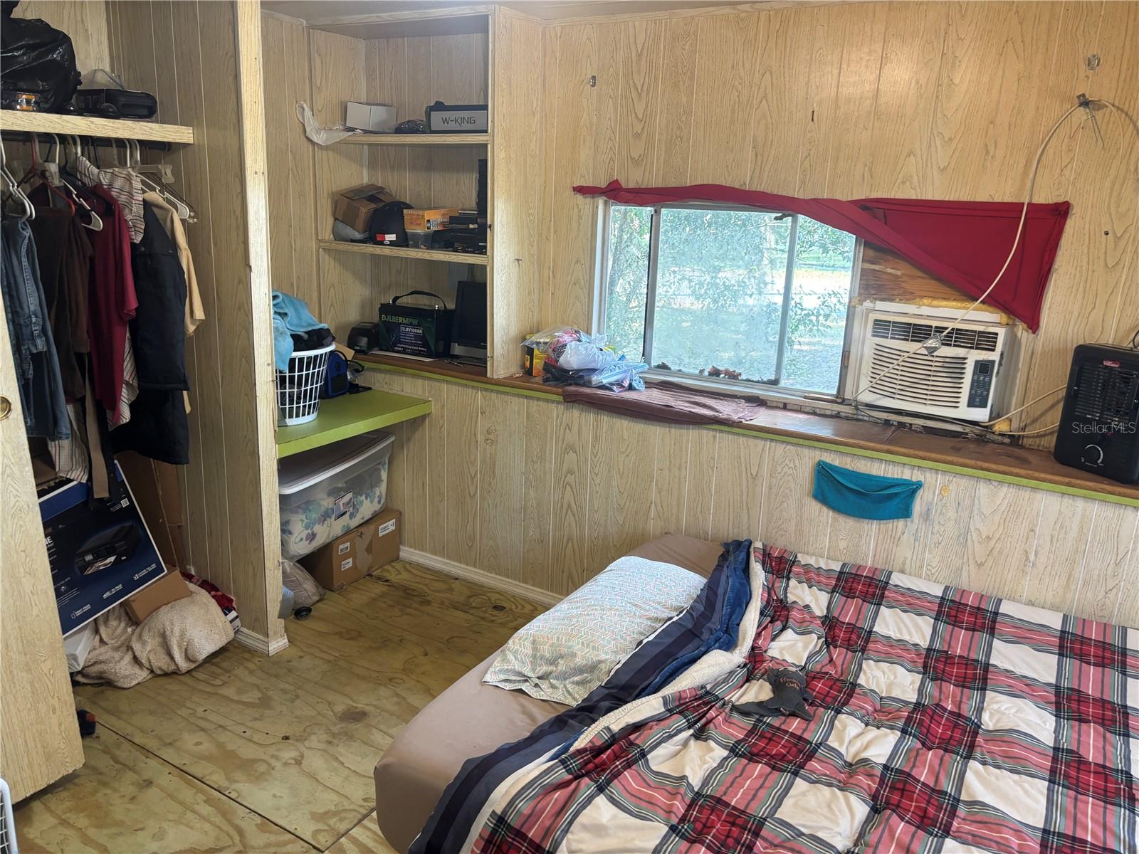 OM716181 Property Photo