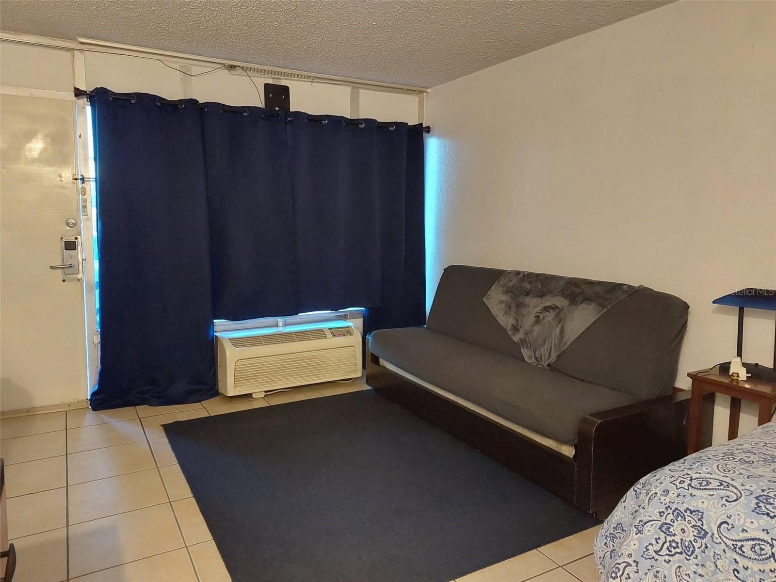 O6371792 Property Photo