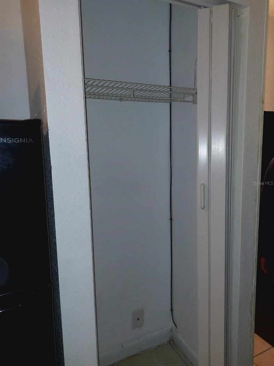 O6371792 Property Photo