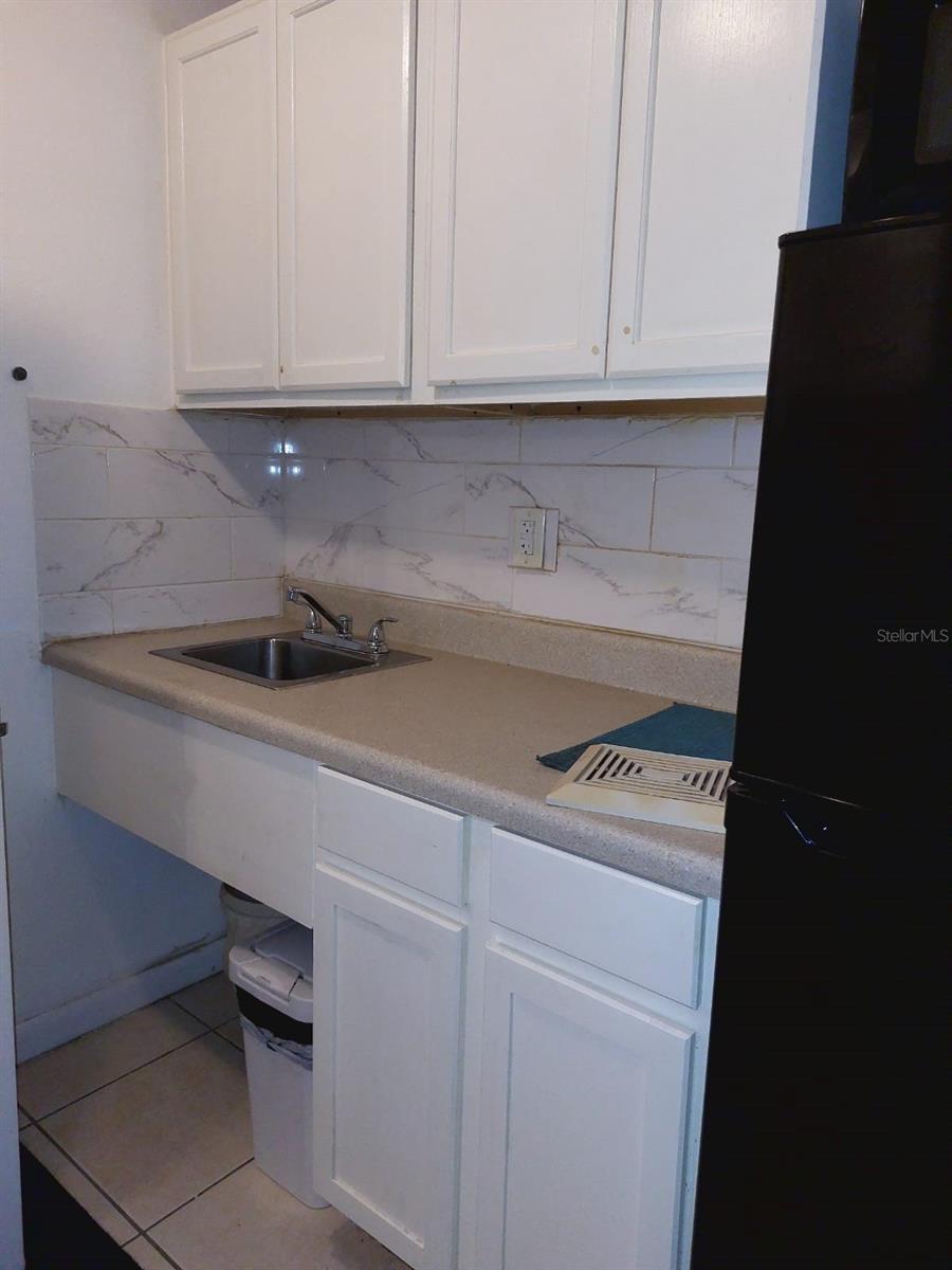 O6371792 Property Photo