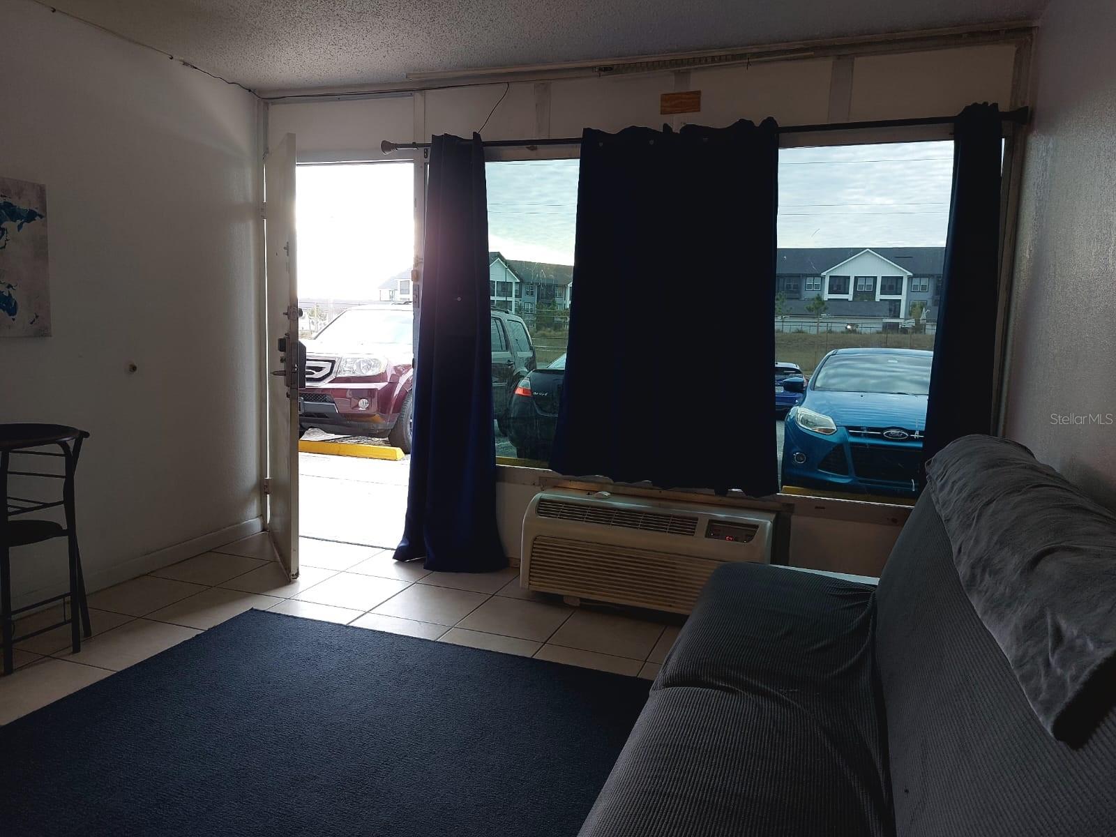 O6371792 Property Photo