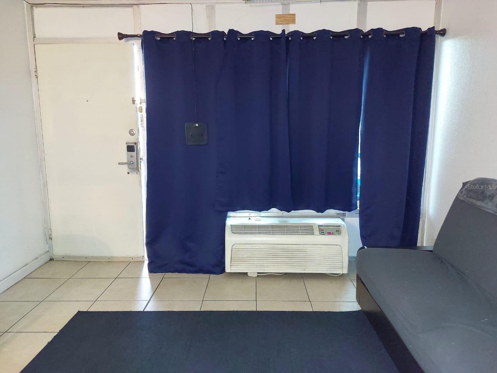 O6371792 Property Photo