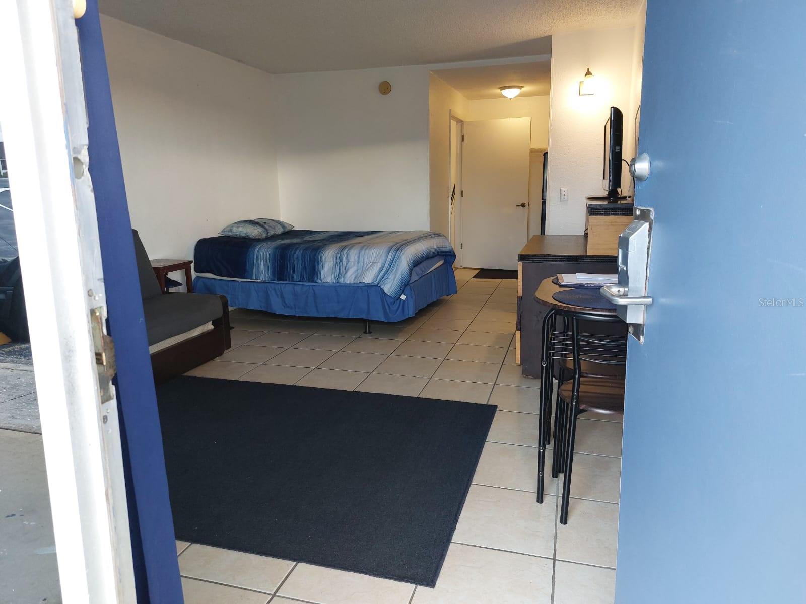 O6371792 Property Photo