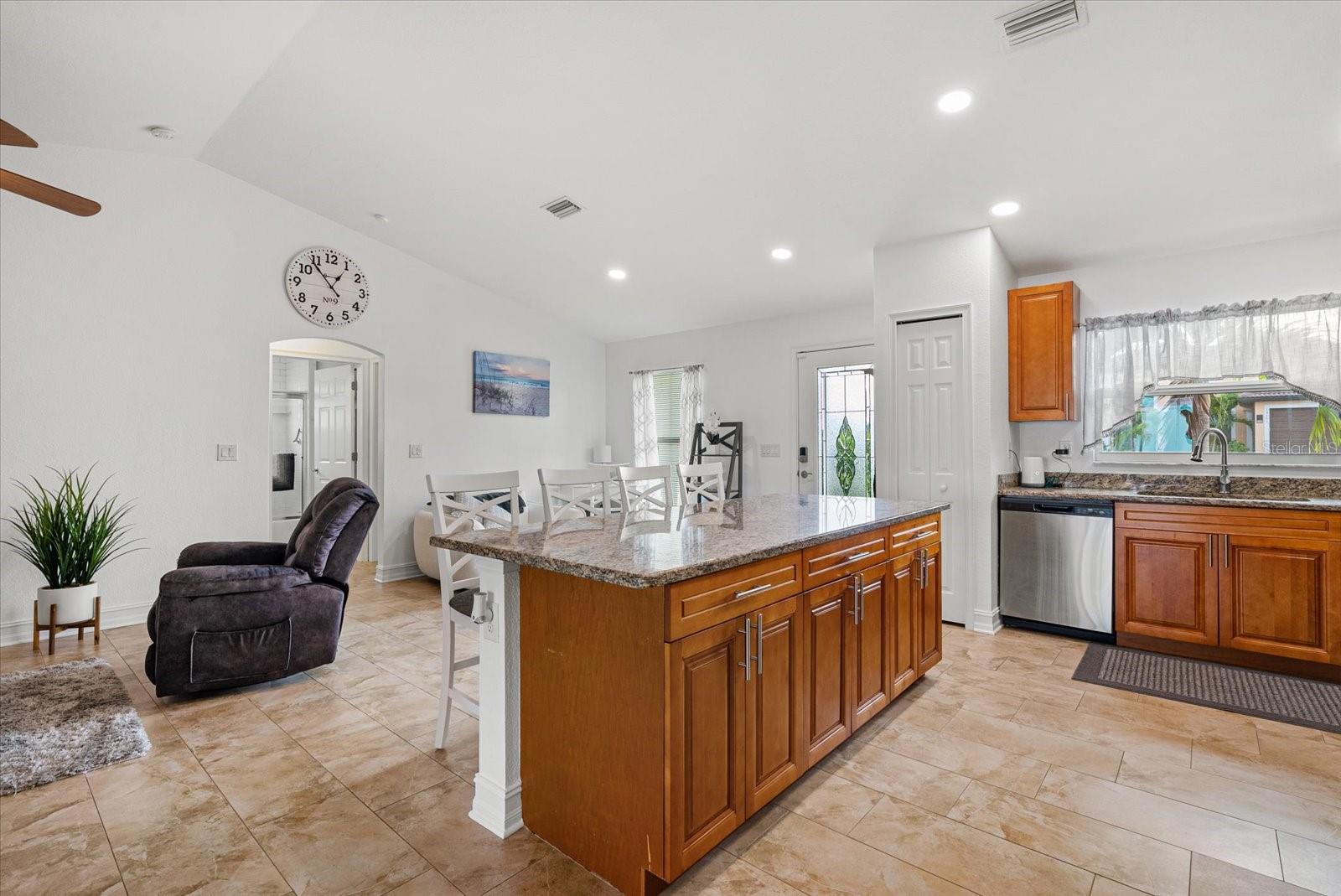 14150 MAYSVILLE CIR, PORT CHARLOTTE, FL, 33981