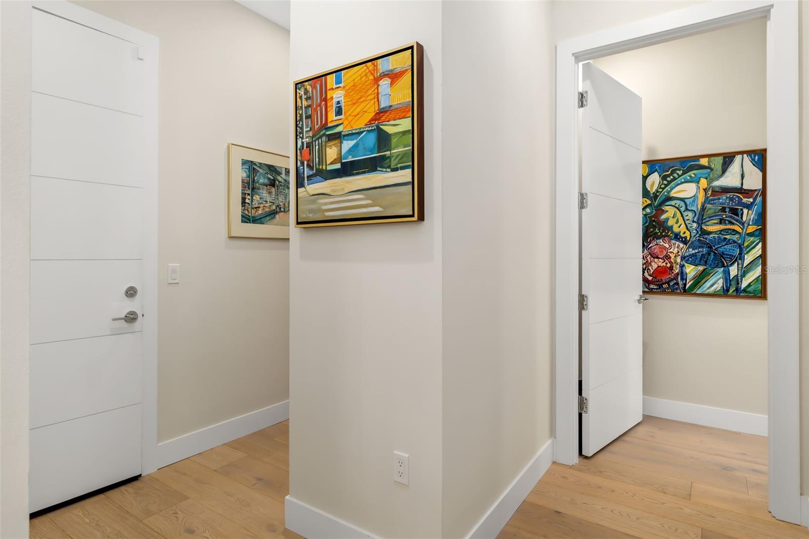 A4677284 Property Photo