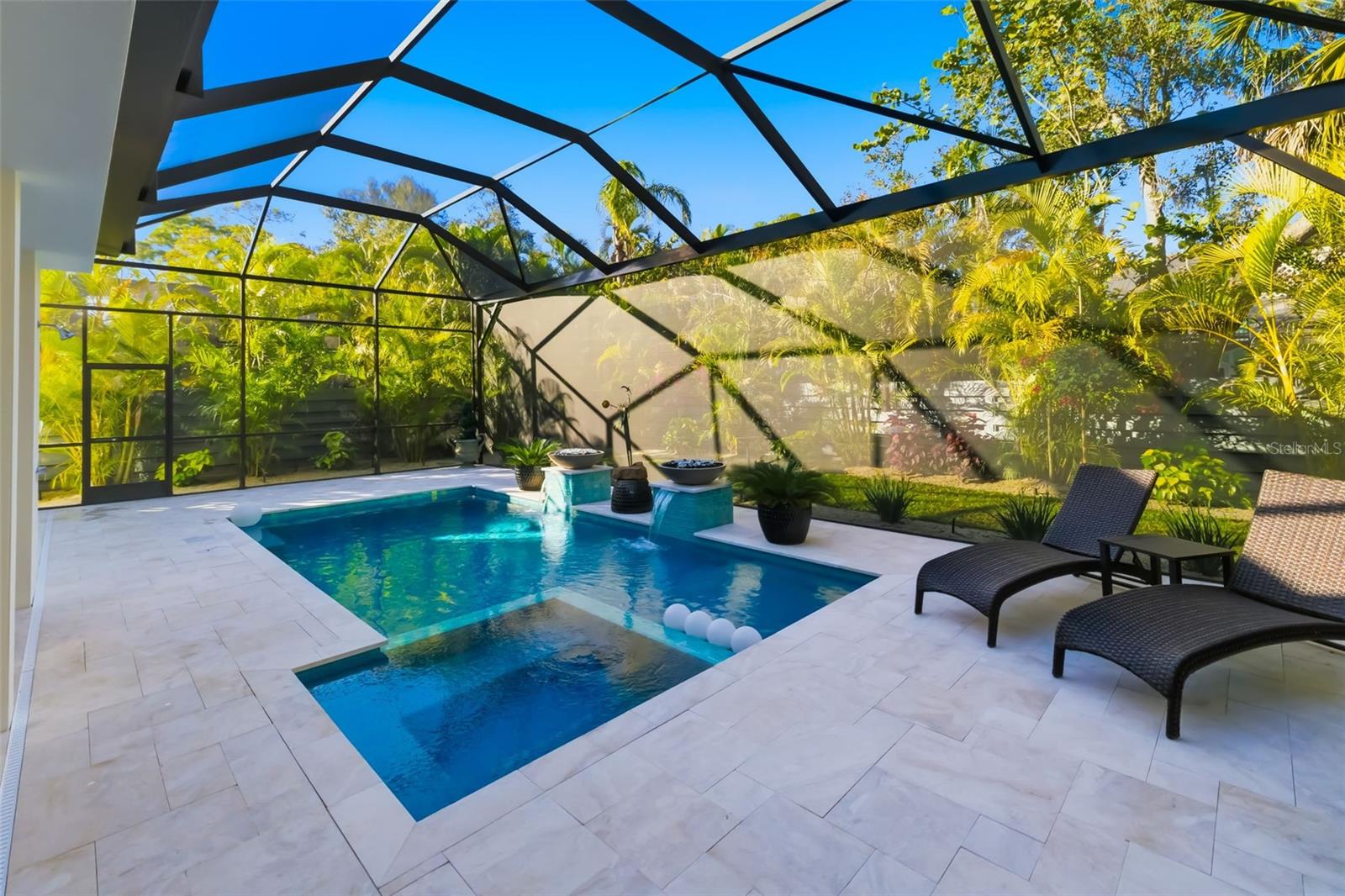 A4677284 Property Photo