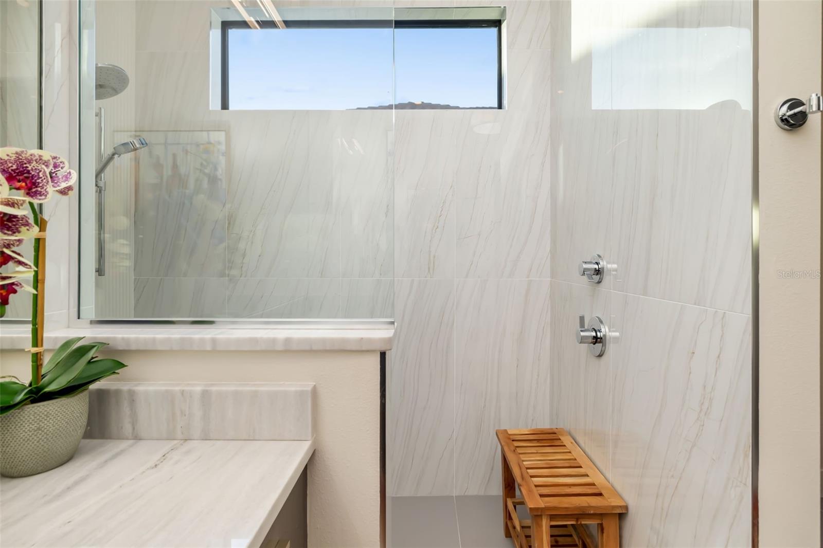 A4677284 Property Photo