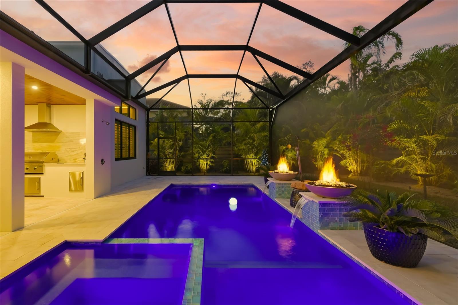 A4677284 Property Photo