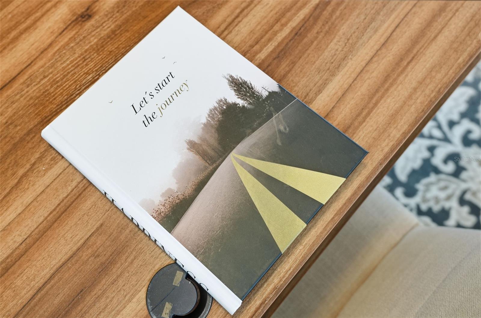 W7881856 Property Photo