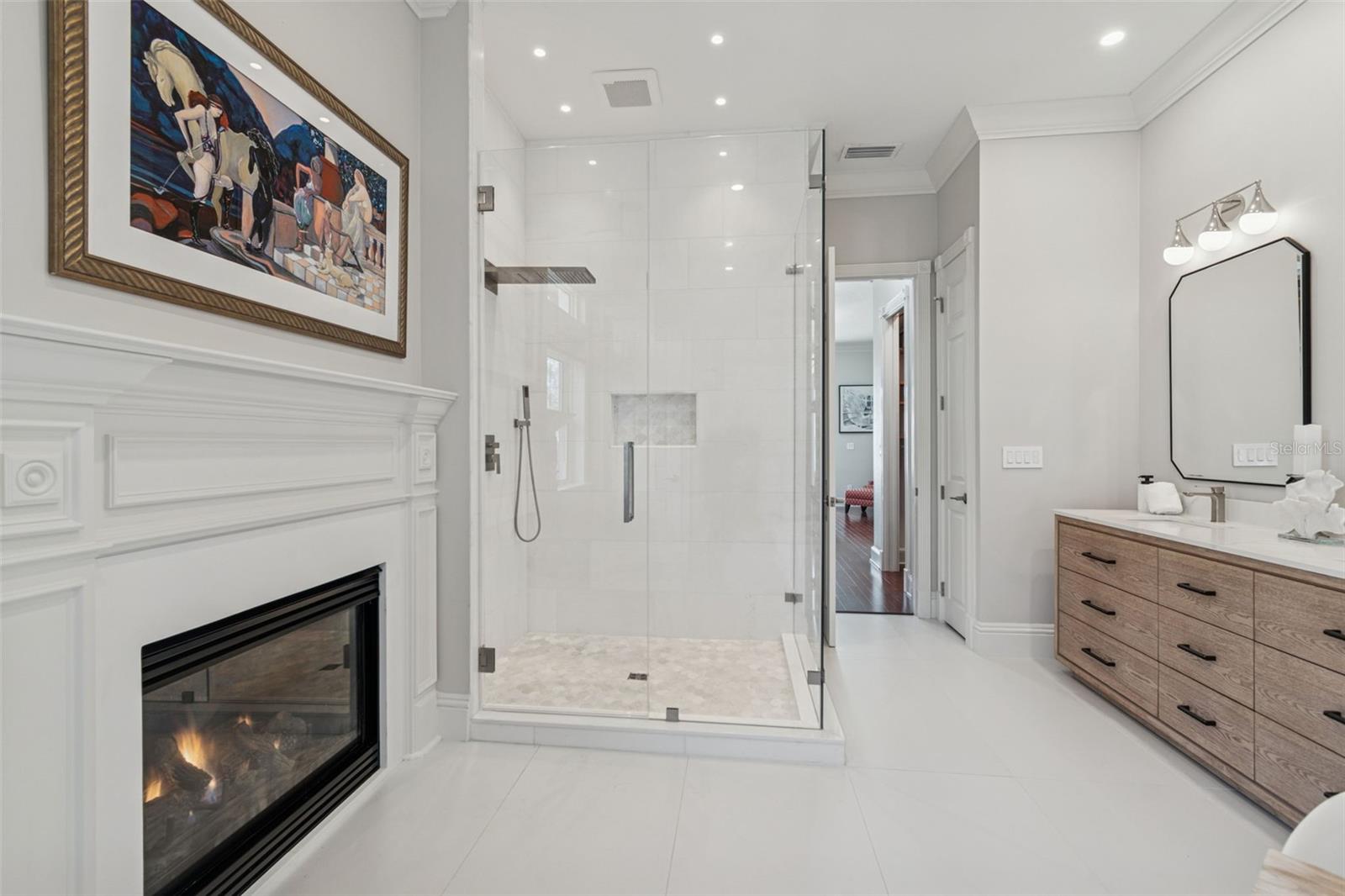 TB8461940 Property Photo