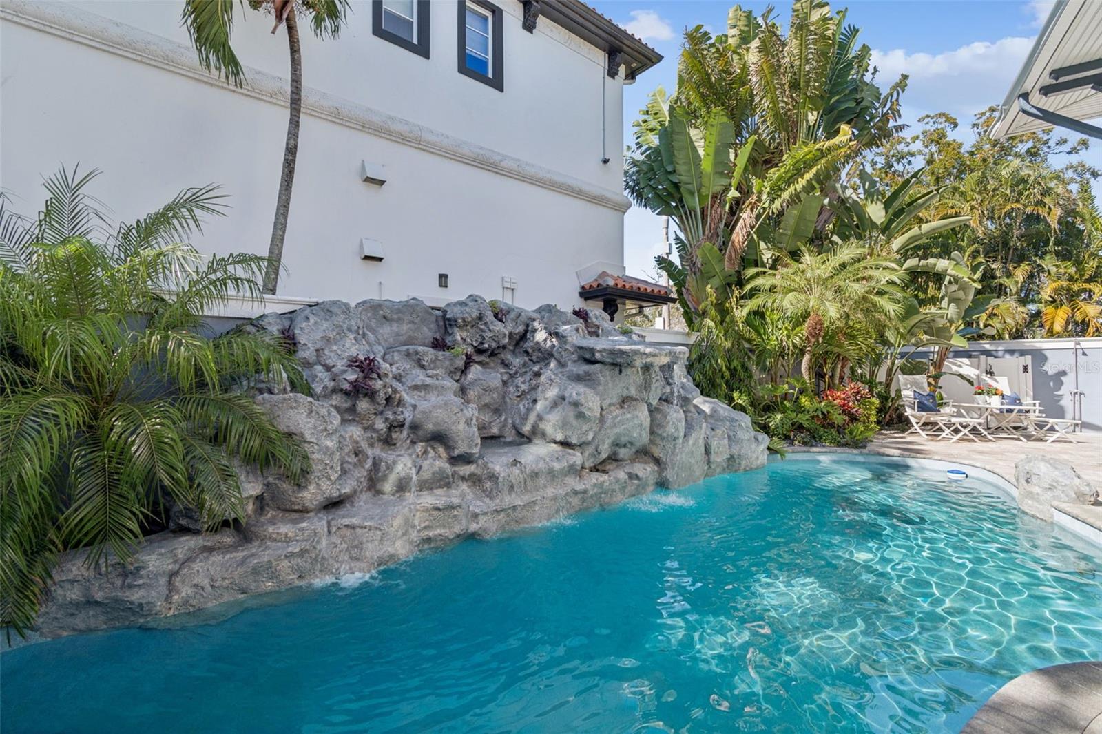 TB8461940 Property Photo