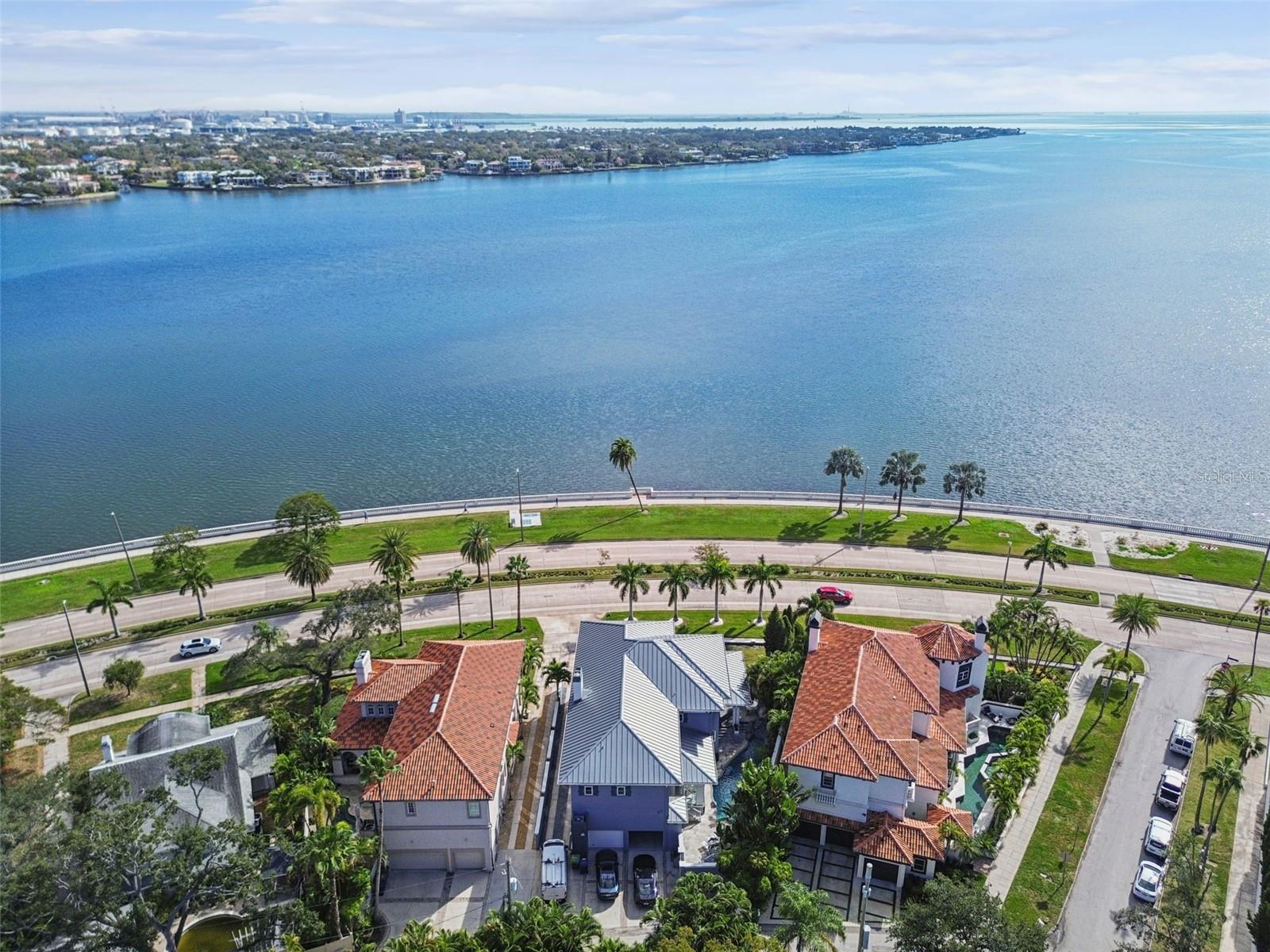 TB8461940 Property Photo