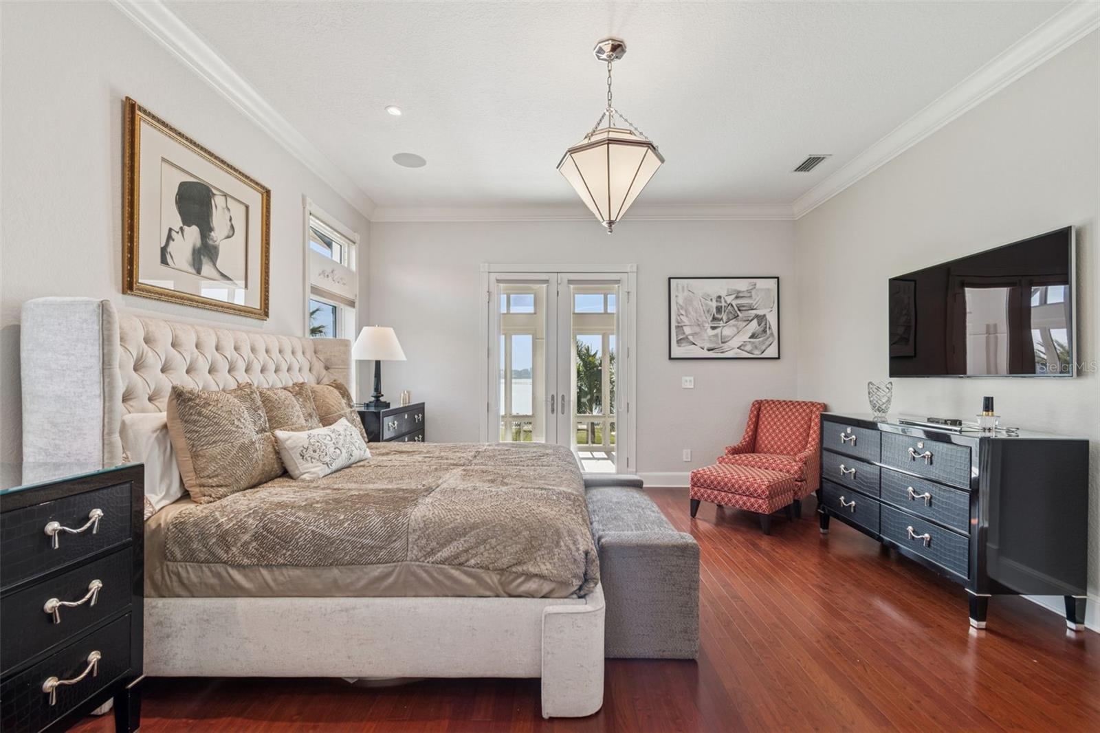 TB8461940 Property Photo