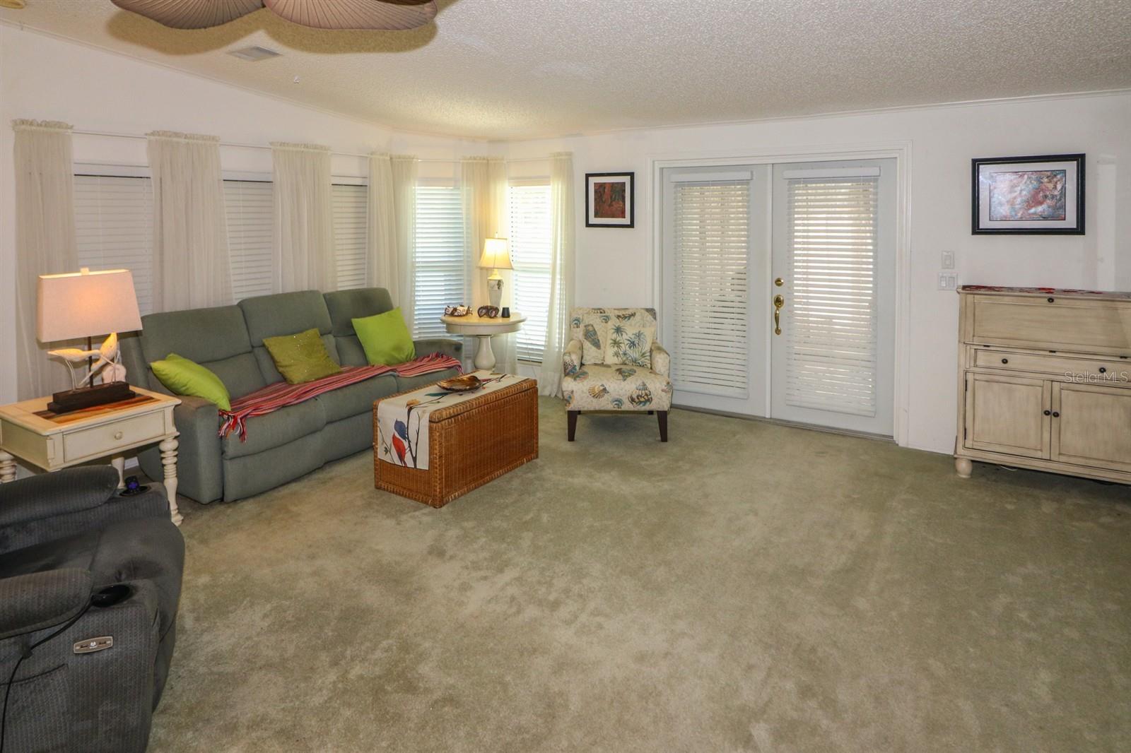 C7519805 Property Photo