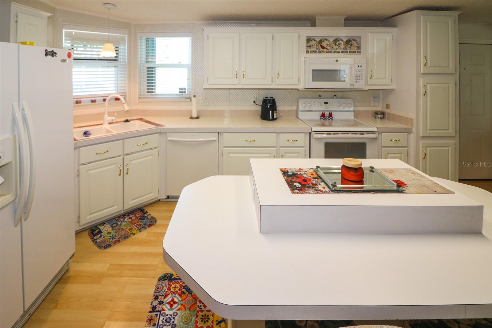 C7519805 Property Photo