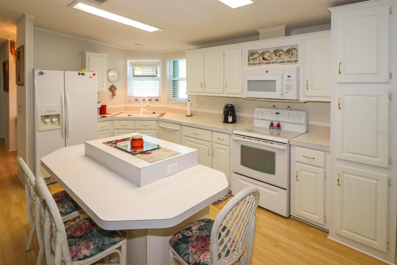 C7519805 Property Photo