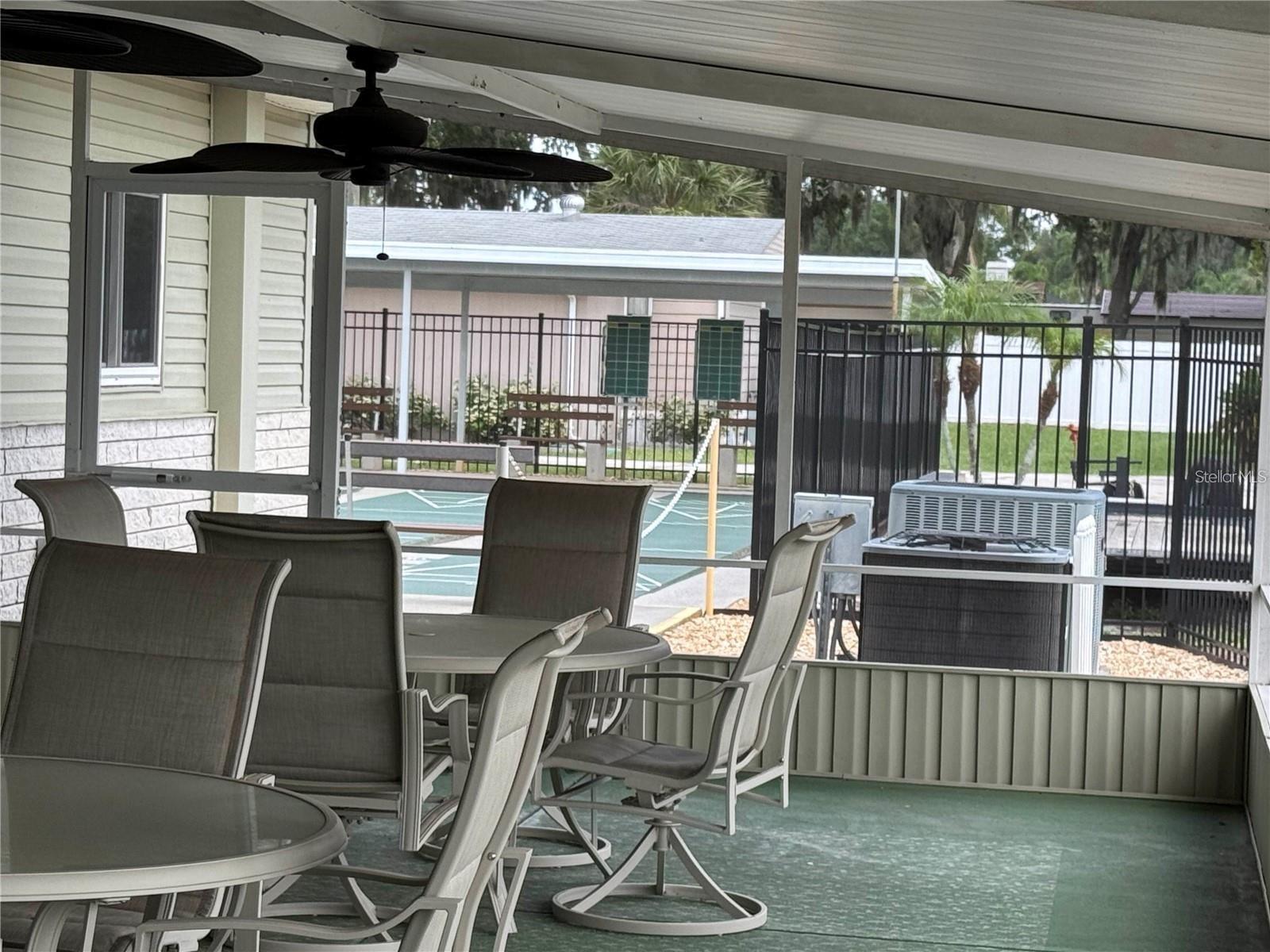 TB8461942 Property Photo