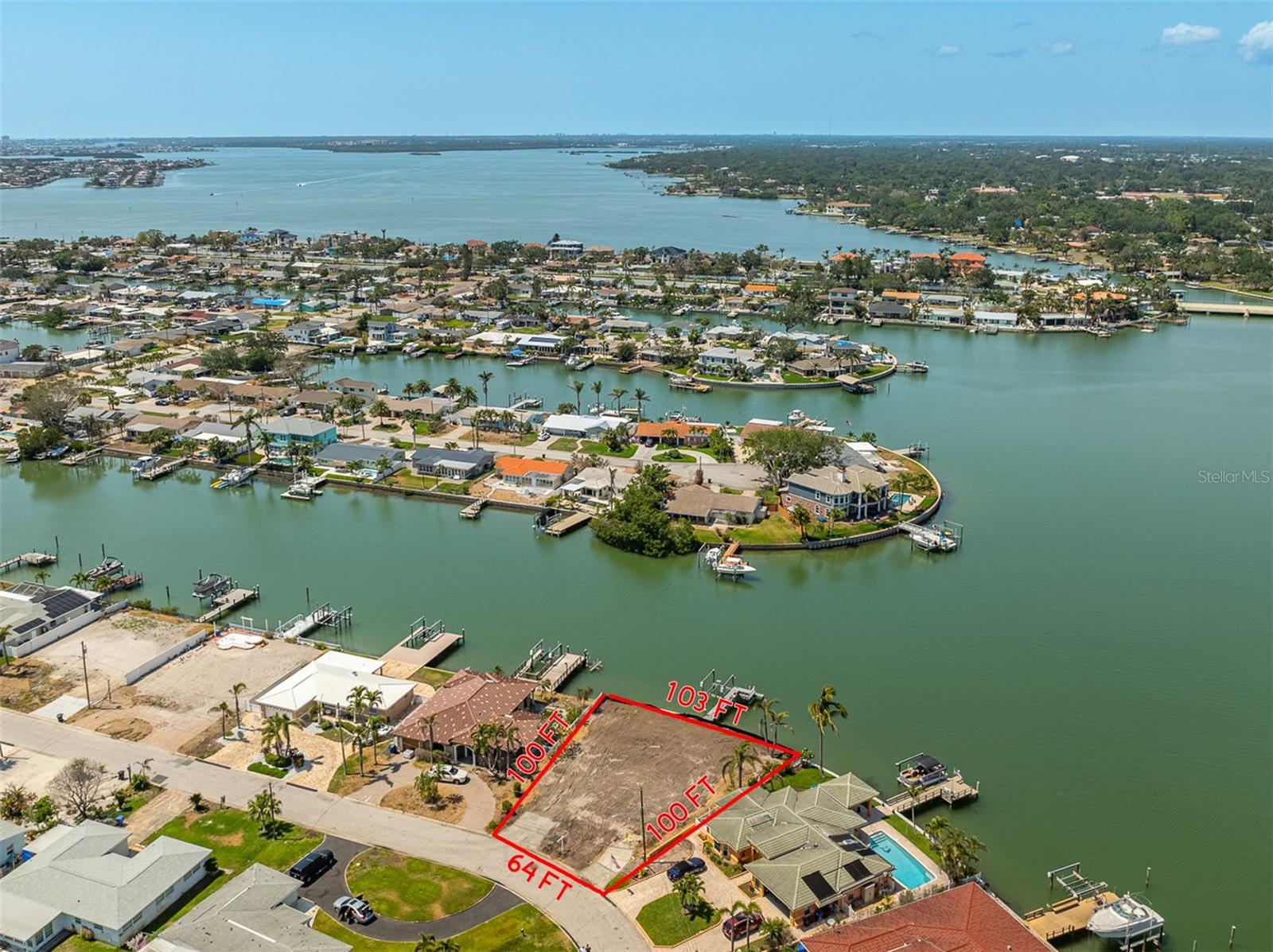 TB8461977 Property Photo