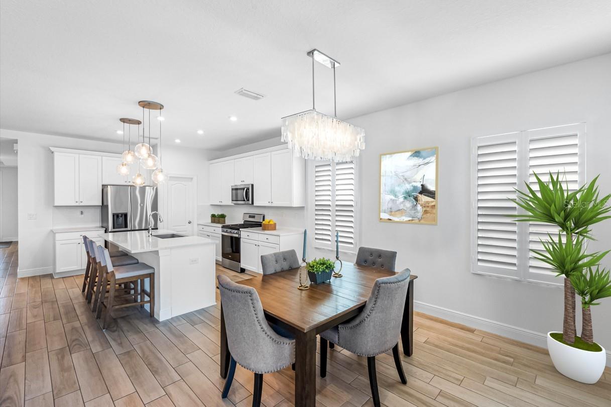 Virtually enhanced with decor