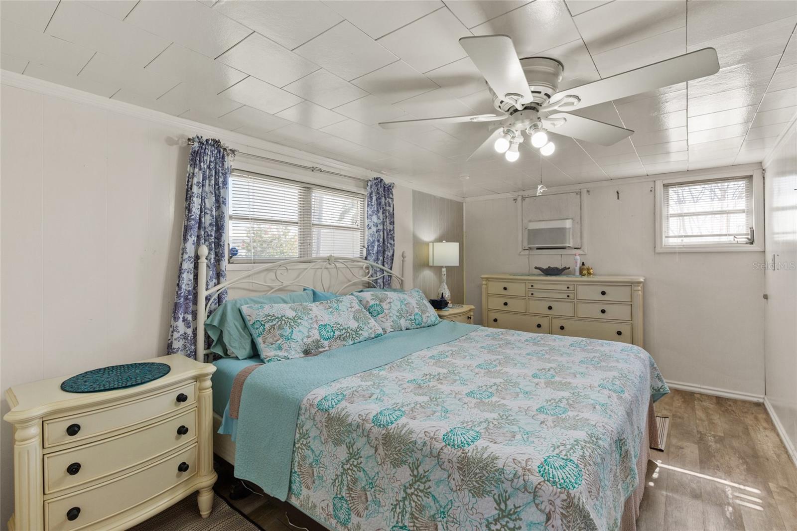 A4677322 Property Photo