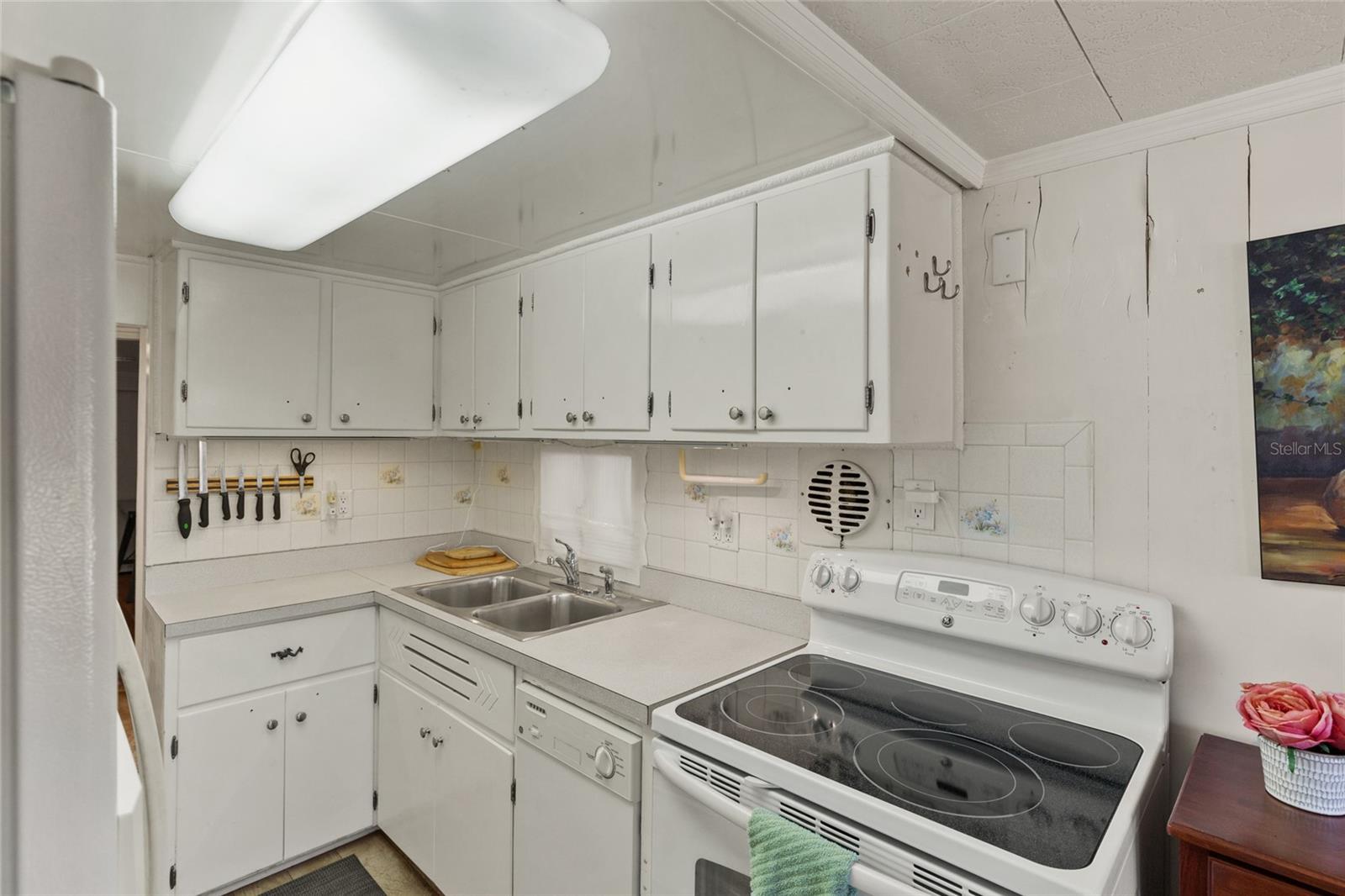 A4677322 Property Photo