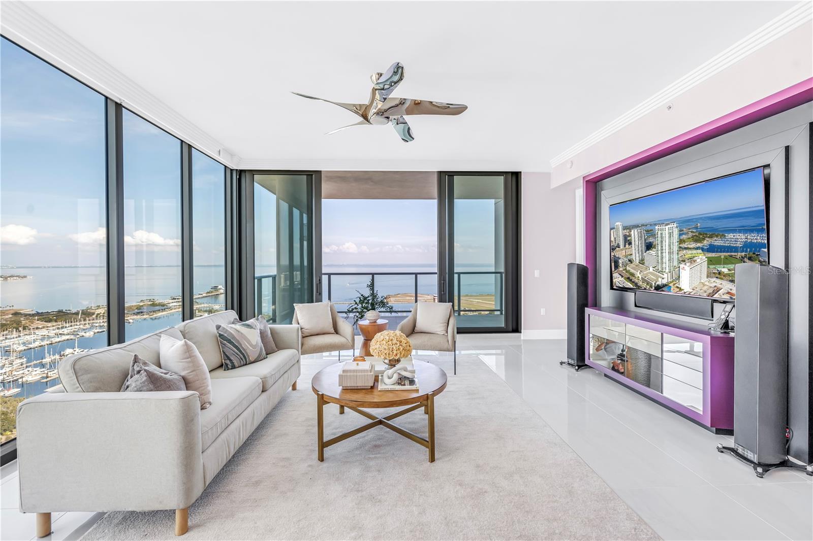 TB8462046 Property Photo