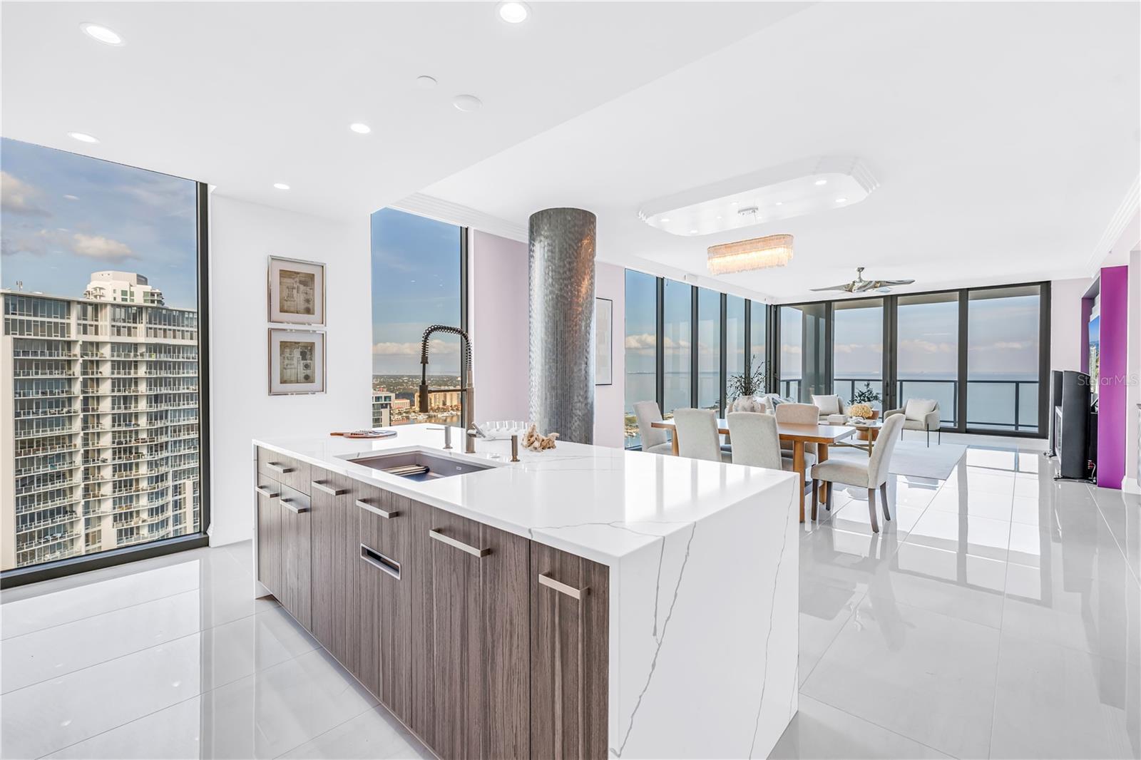 TB8462046 Property Photo