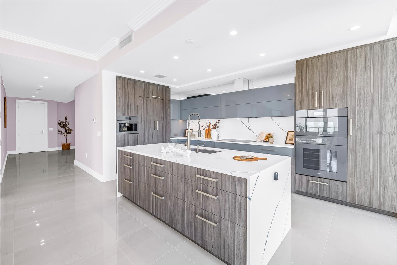 TB8462046 Property Photo