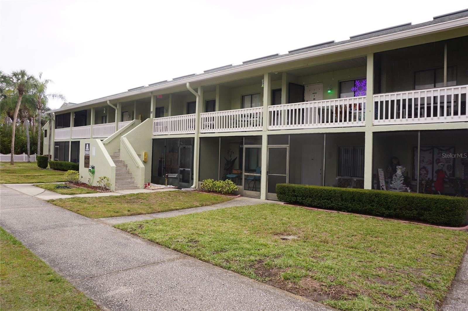 W7881868 Property Photo