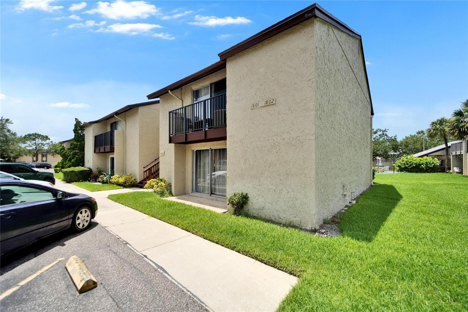 TB8462113 Property Photo