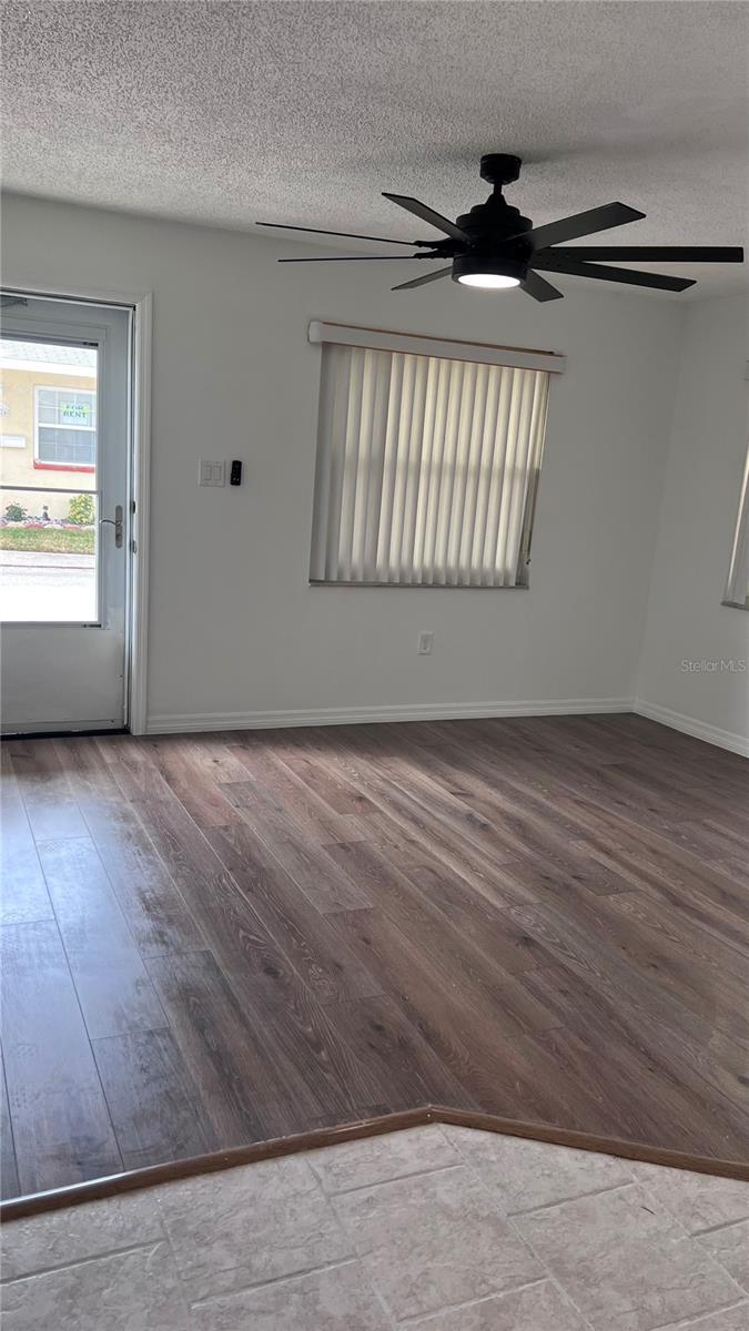 W7881872 Property Photo