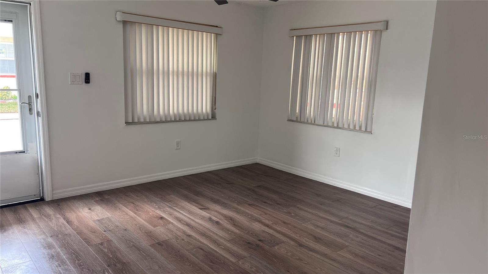 W7881872 Property Photo