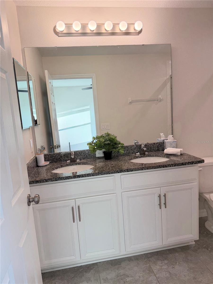 10560 SALT GROVE ST, ORLANDO, FL, 32824