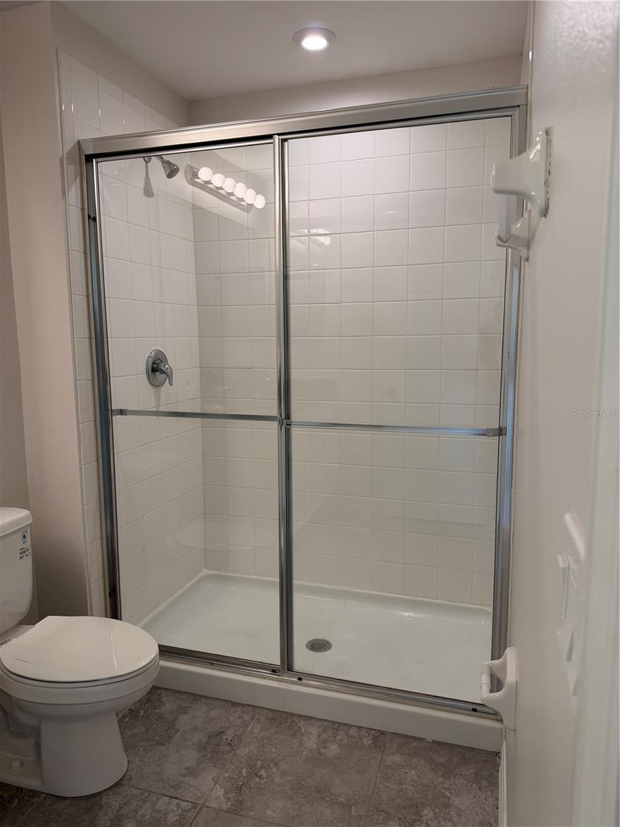 10560 SALT GROVE ST, ORLANDO, FL, 32824