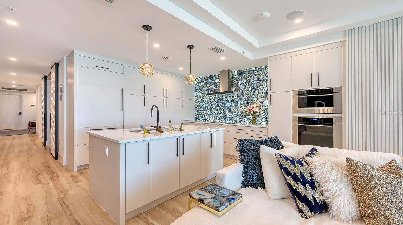 A4677354 Property Photo