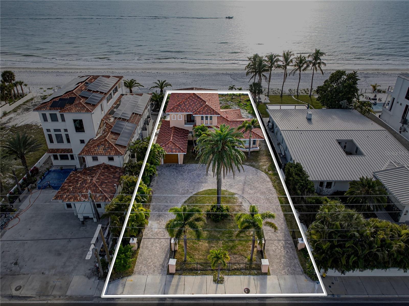 TB8462168 Property Photo