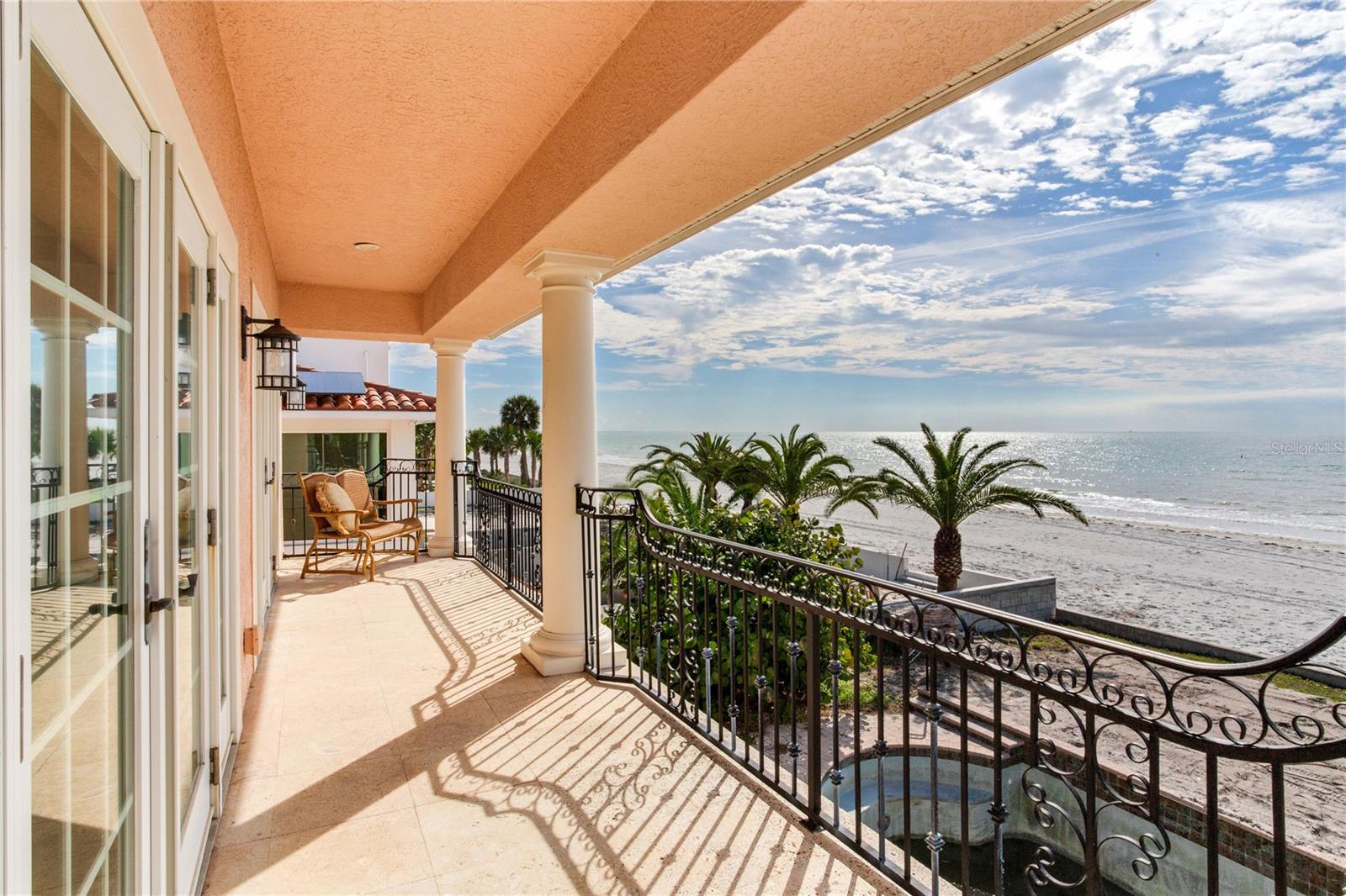 TB8462168 Property Photo