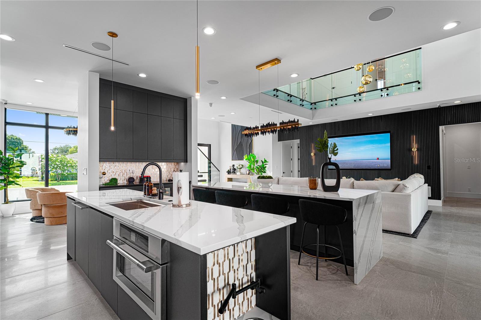 TB8462171 Property Photo