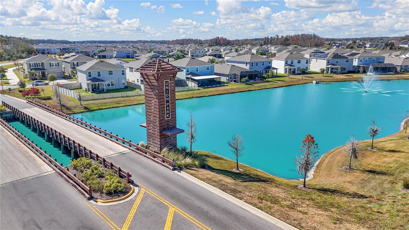 32975 SAND CREEK DR, WESLEY CHAPEL, FL, 33543