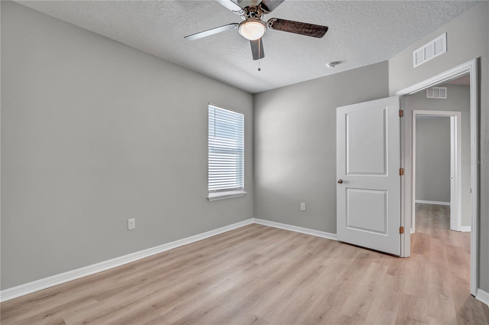 32975 SAND CREEK DR, WESLEY CHAPEL, FL, 33543