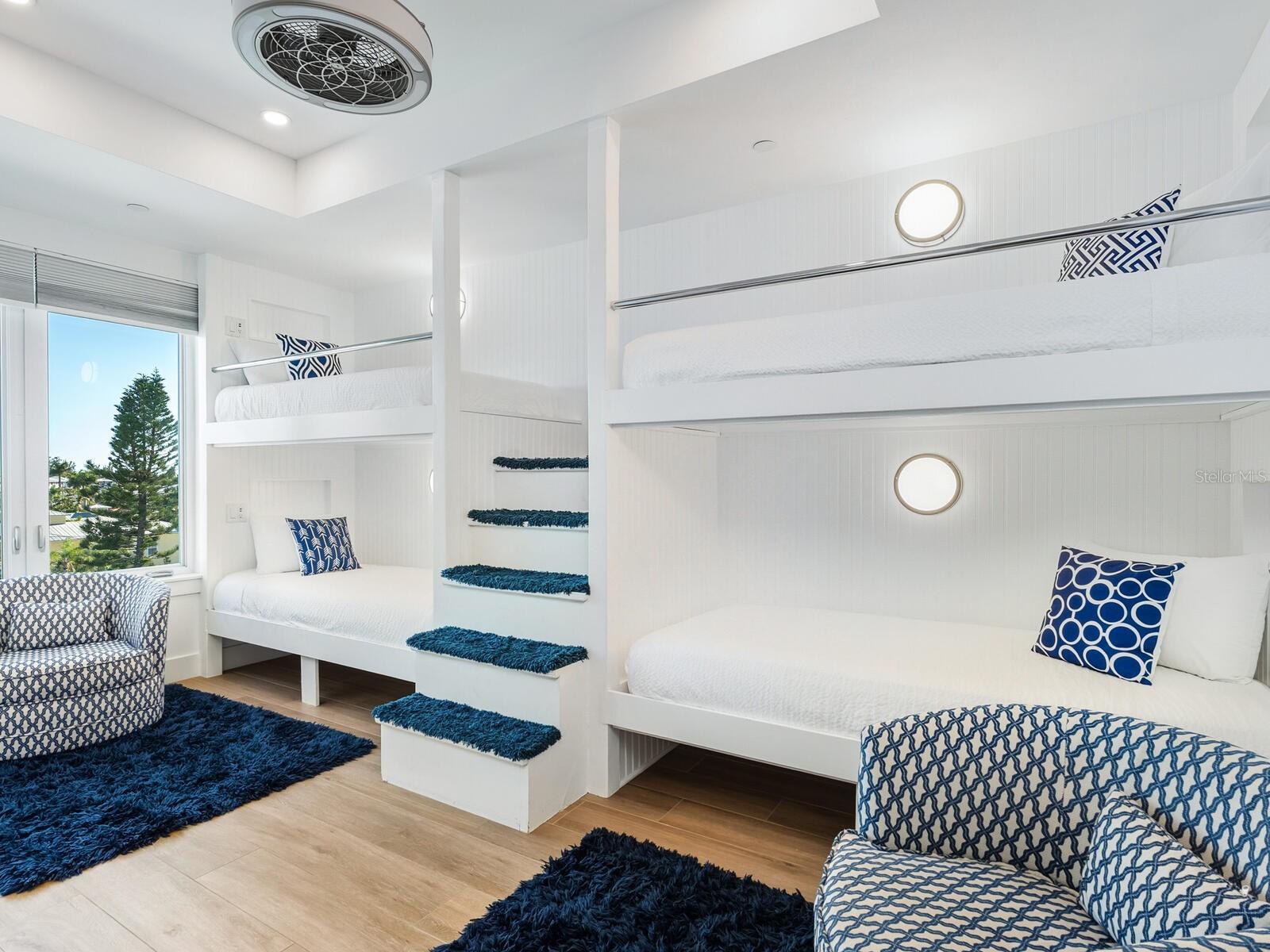 A4677378 Property Photo