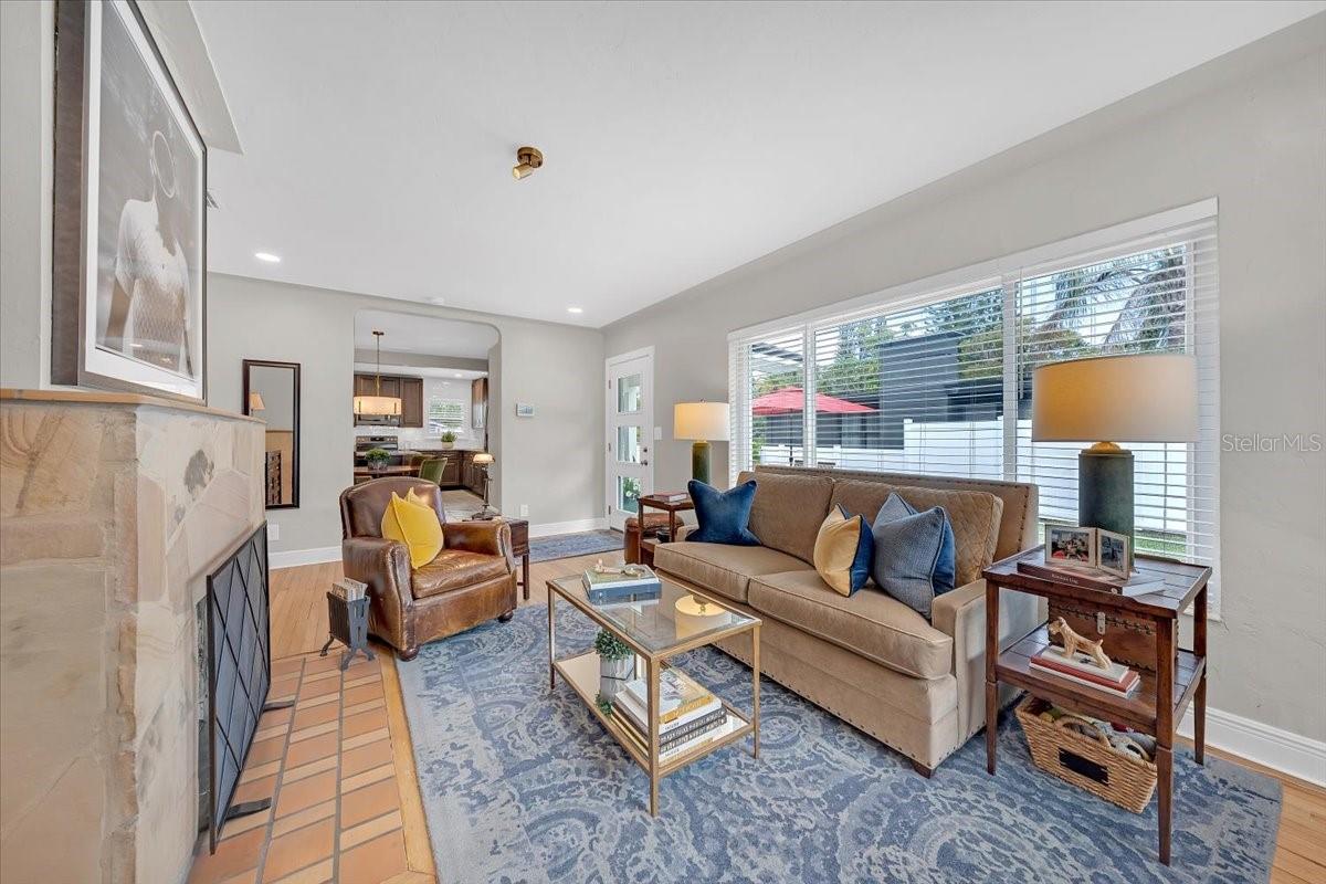 TB8462246 Property Photo