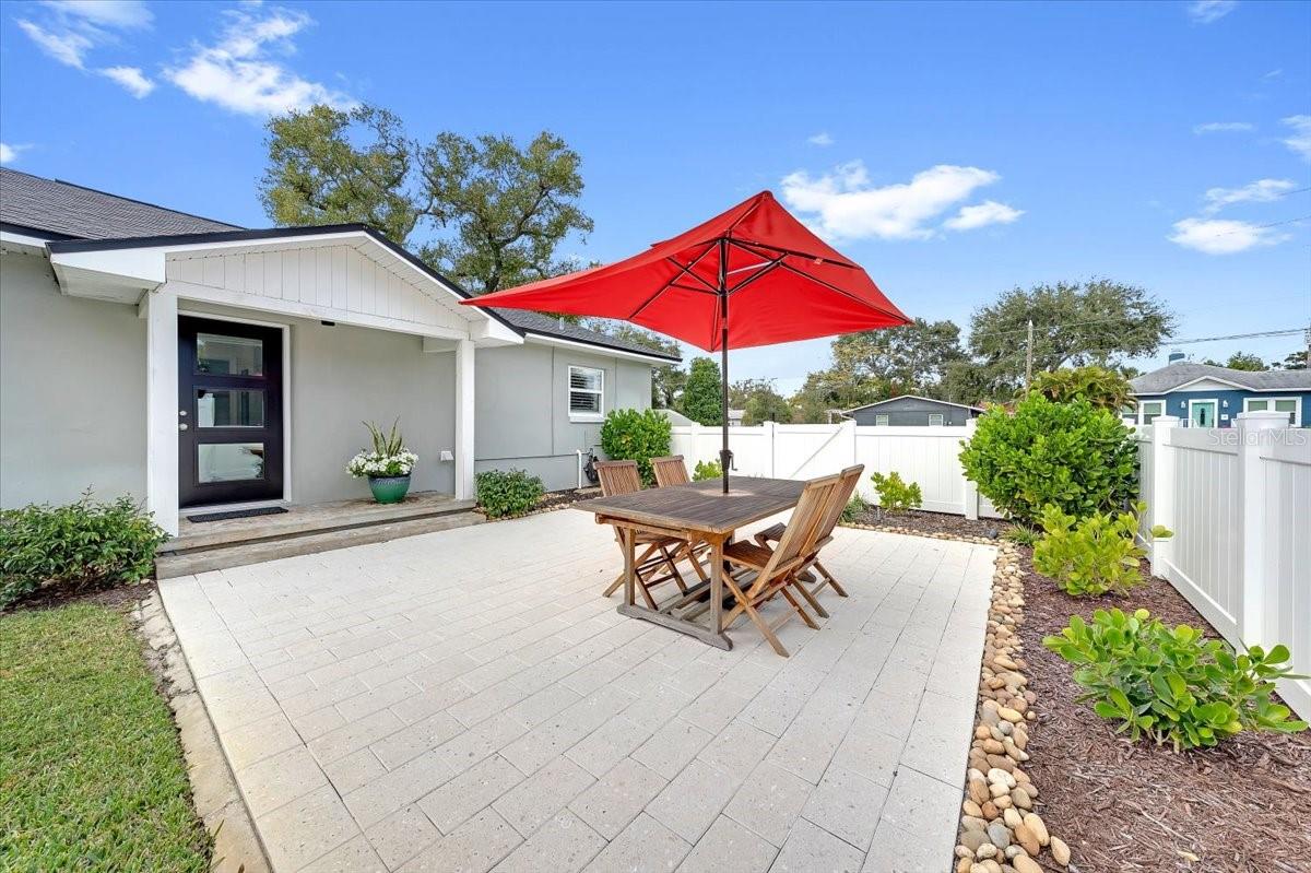 TB8462246 Property Photo