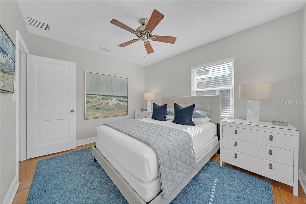 TB8462246 Property Photo